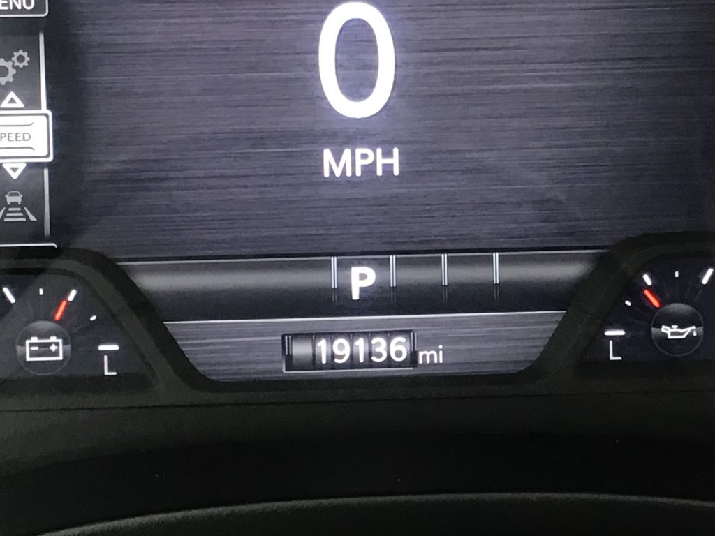 Used 2025 RAM 1500 Laramie AWD/4WD image 17