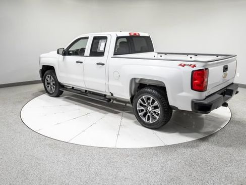 Used 2018 Chevrolet Silverado 1500 W/T w/ Trailering Package AWD/4WD image 28
