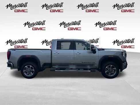 Used 2026 GMC Sierra 3500 SLT w/ SLT Premium Package AWD/4WD image 2