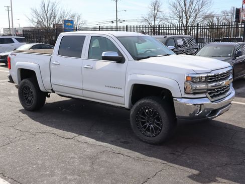 Used 2018 Chevrolet Silverado 1500 LTZ w/ Sport Package image 2