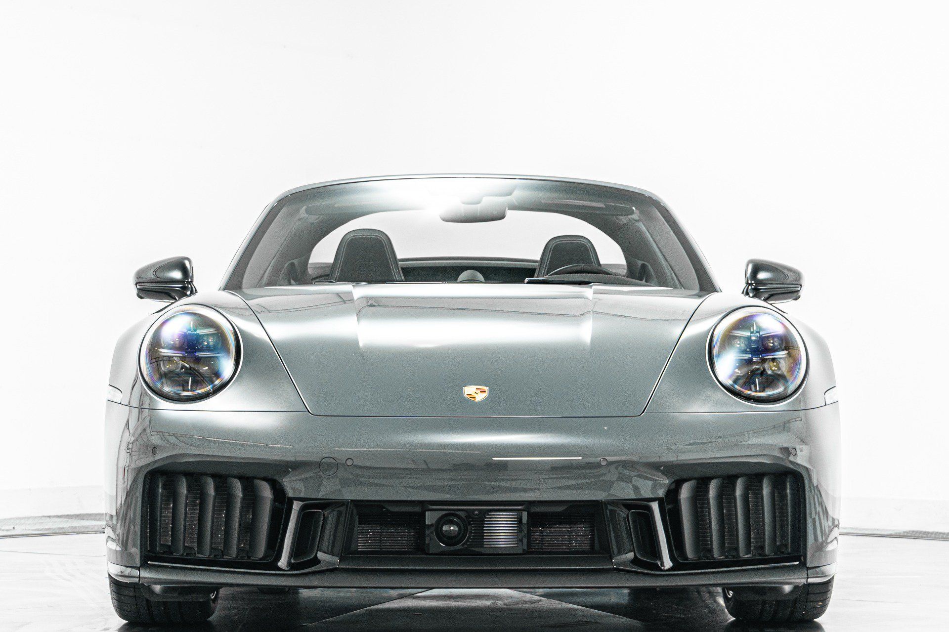 Used 2026 Porsche 911 Targa 4 GTS AWD/4WD image 4
