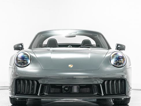 Used 2026 Porsche 911 Targa 4 GTS AWD/4WD image 4