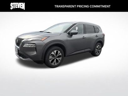 Used 2021 Nissan Rogue SV w/ Premium Package
