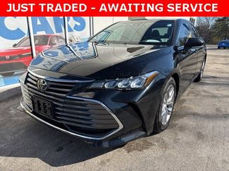 Used 2021 Toyota Avalon XLE video 1