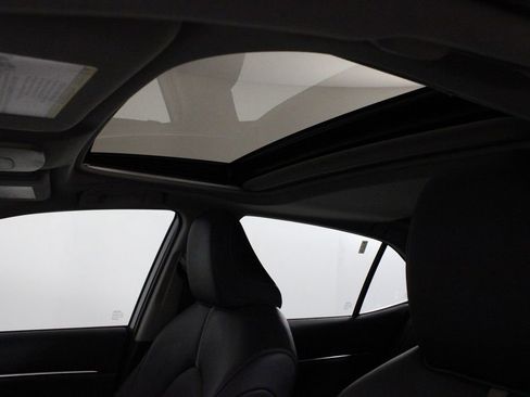 Used 2024 Toyota Camry XSE image 17