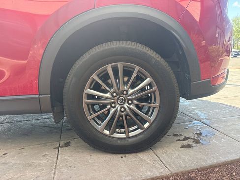 Used 2018 MAZDA CX-5 Touring image 10