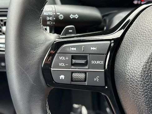 Used 2025 Honda Civic Sport image 23