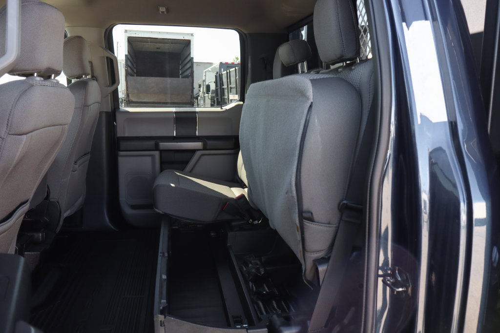 Used 2020 Ford F550 4x4 Crew Cab Super Duty w/ XLT Value Package image 47
