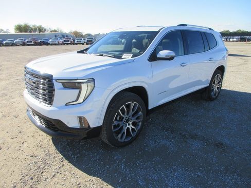 New 2026 GMC Acadia Denali Ultimate image 10