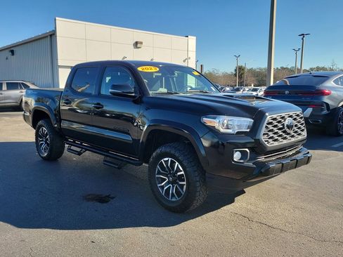 Used 2023 Toyota Tacoma SR5 image 2
