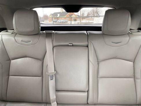 Used 2021 Cadillac XT4 Luxury image 28