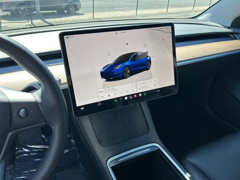 Used 2023 Tesla Model 3 Standard Range RWD image 23
