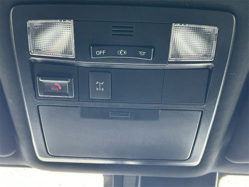 Used 2020 Toyota Tacoma TRD Off-Road image 18