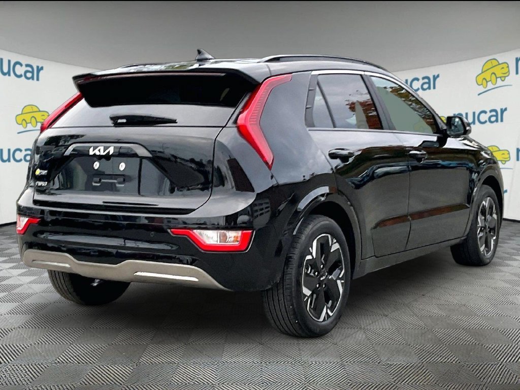 Used 2025 Kia Niro Wind w/ Wind Preserve Package FWD image 6