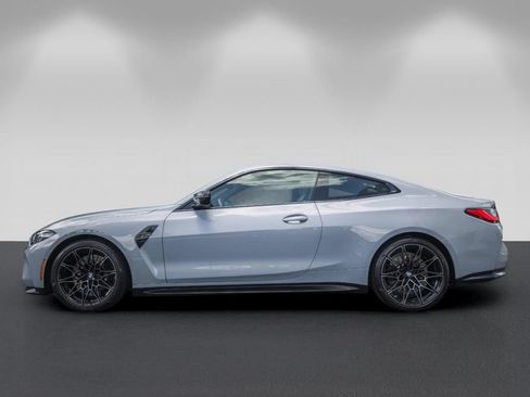 Used 2022 BMW M4 xDrive Competition w/ M Carbon Exterior Package AWD/4WD image 6