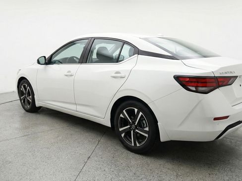 Used 2025 Nissan Sentra SV FWD image 6