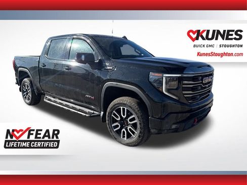 Used 2023 GMC Sierra 1500 AT4 image 4