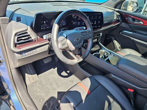 Used 2025 Chevrolet Traverse RS w/ LPO, Floor Liner Package AWD/4WD image 22