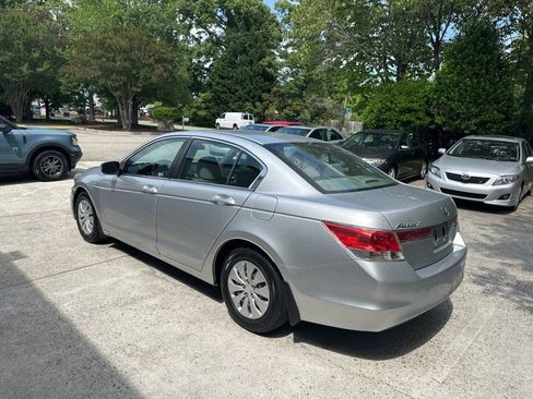 Used 2012 Honda Accord LX image 3