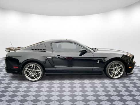 Used 2013 Ford Mustang Shelby GT500 image 2