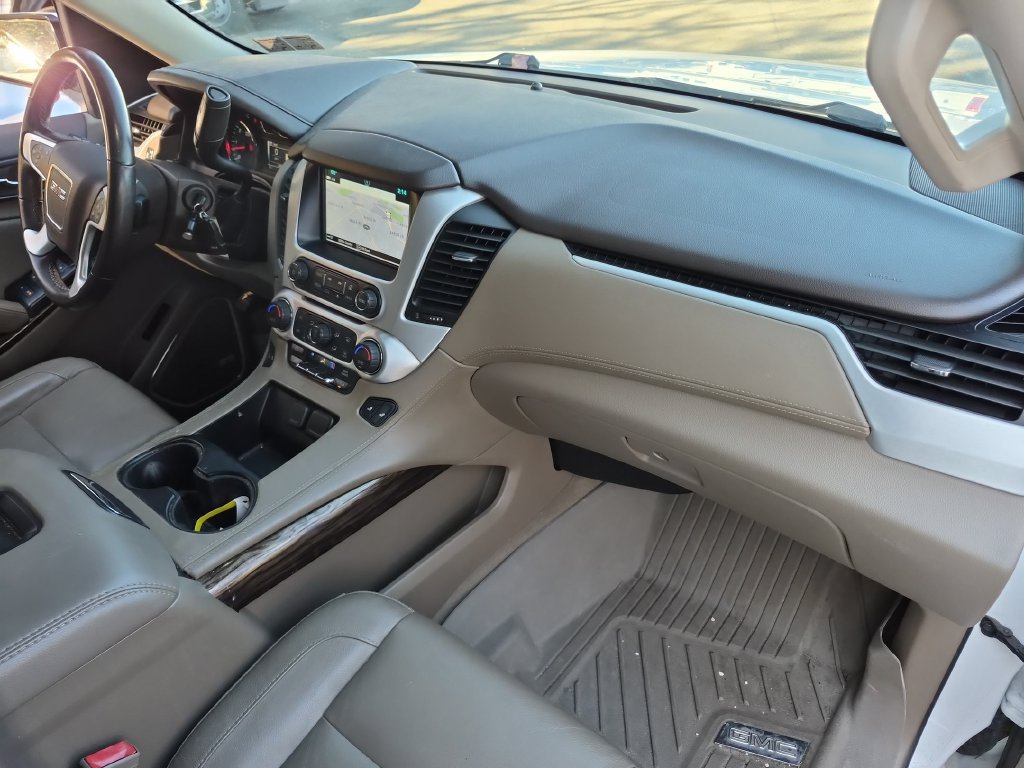 Used 2020 GMC Yukon SLT w/ Value Plus Edition AWD/4WD image 43