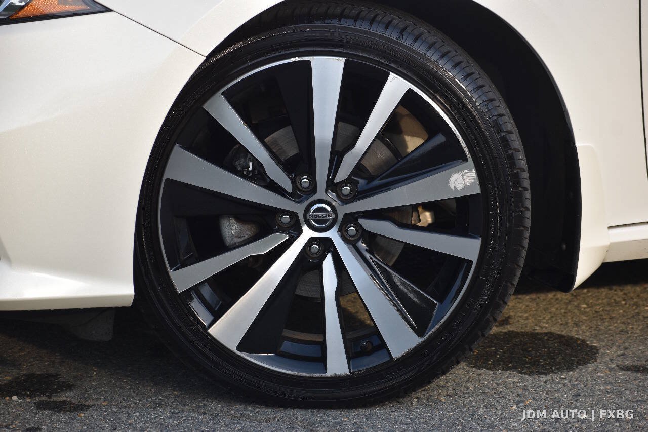 Used 2021 Nissan Altima 2.5 Platinum AWD/4WD image 38