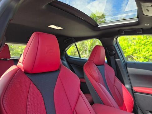 Used 2022 Lexus UX 200 F Sport w/ Accessory Package (Z2) FWD image 11
