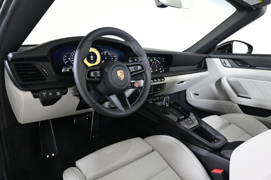 Used 2026 Porsche 911 Carrera GTS RWD image 11