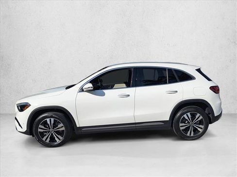 Certified 2025 Mercedes-Benz GLA 250 image 9