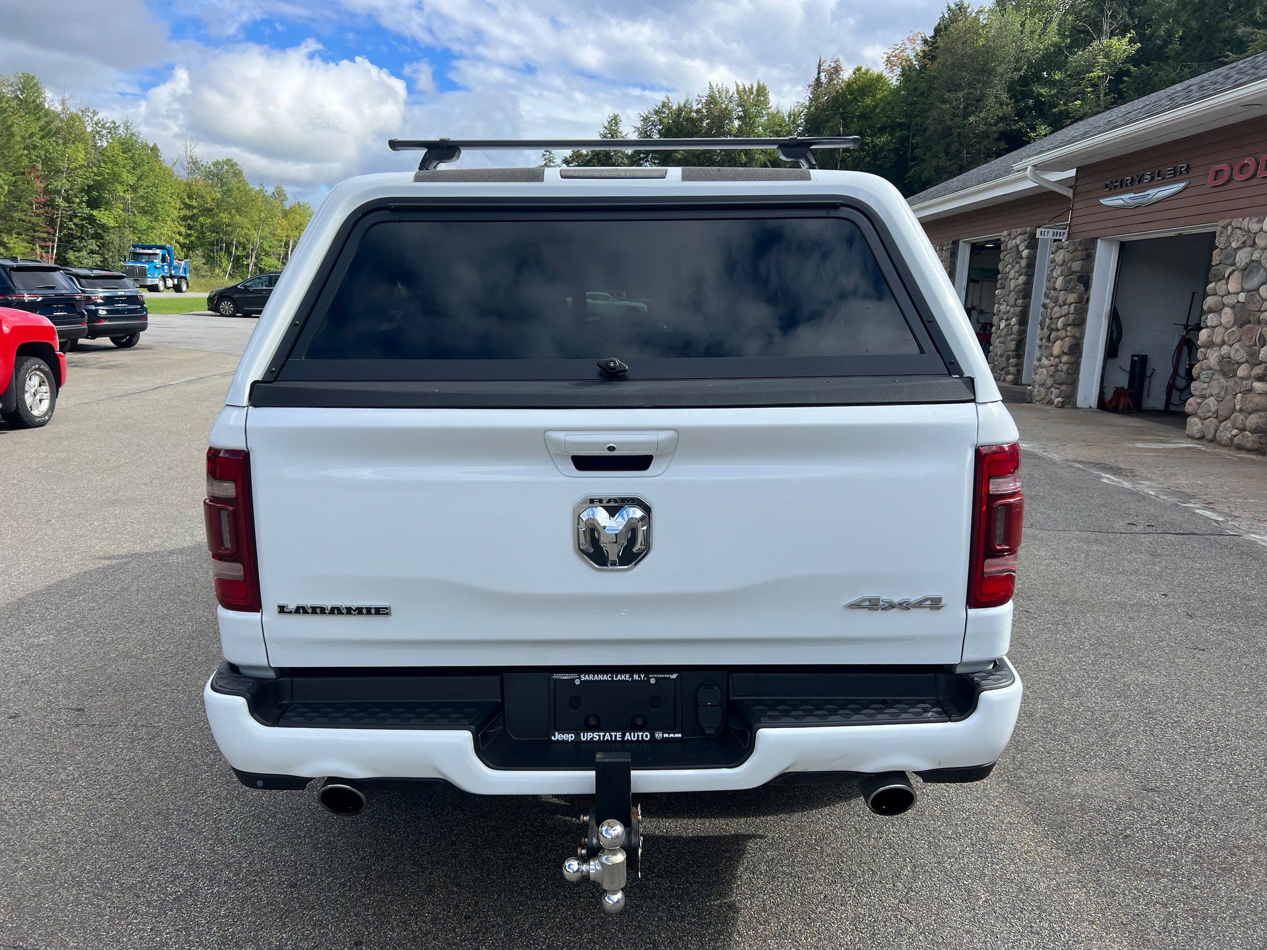 Used 2022 RAM 1500 Laramie w/ Sport Appearance Package AWD/4WD image 6