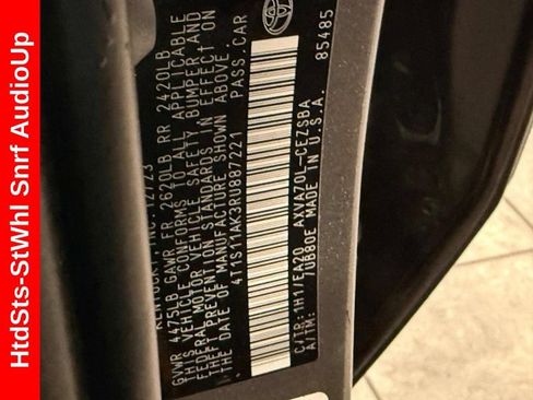 Used 2024 Toyota Camry SE w/ Cold Weather Package FWD image 30