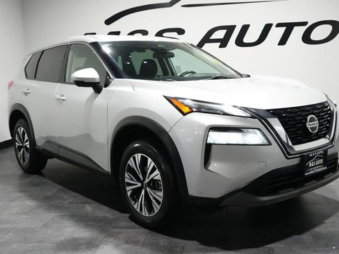 Used 2021 Nissan Rogue SV image 6