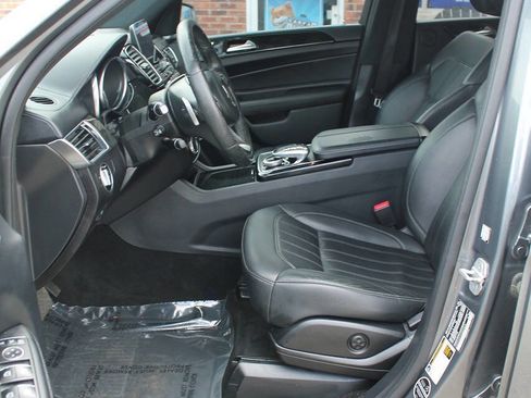 Used 2017 Mercedes-Benz GLS 450 4MATIC image 16