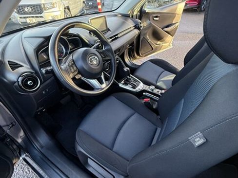 Used 2018 Toyota Yaris iA image 25
