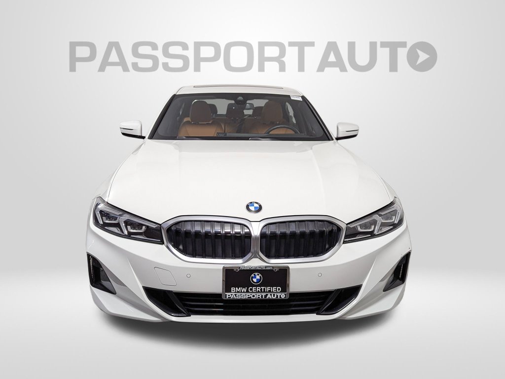 Used 2023 BMW 330i xDrive Sedan w/ Driving Assistance Package AWD/4WD image 10