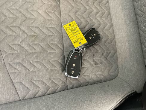 Used 2022 Chevrolet Equinox LT AWD/4WD image 26
