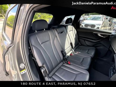 Used 2023 Audi Q7 2.0T Premium w/ Convenience Package AWD/4WD image 19