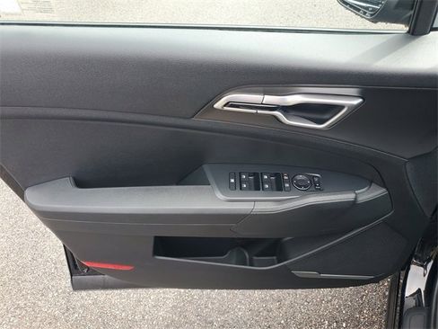 New 2026 Kia Sportage LX w/ LX Convenience Package image 19