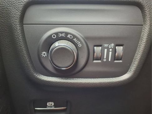 New 2026 Jeep Grand Cherokee Altitude AWD/4WD image 16