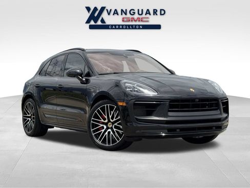 Used 2023 Porsche Macan GTS AWD/4WD image 1
