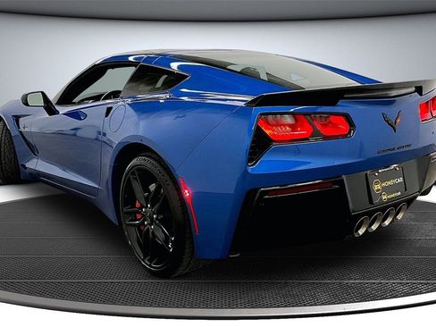 Used 2016 Chevrolet Corvette Stingray Coupe w/ 2LT Preferred Equipment Group image 4