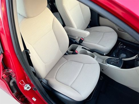 Used 2017 Hyundai Accent SE image 26