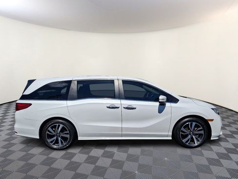 Used 2023 Honda Odyssey Touring image 8