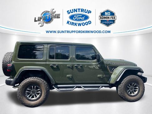 Used 2023 Jeep Wrangler Unlimited Rubicon 392 AWD/4WD image 8