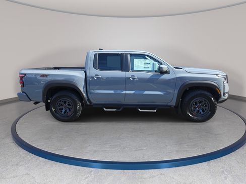 New 2026 Nissan Frontier PRO-4X w/ Pro-4x Convenience Package AWD/4WD image 4