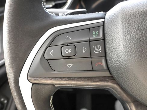 New 2025 Jeep Grand Cherokee Limited w/ Luxury Tech Group II image 28