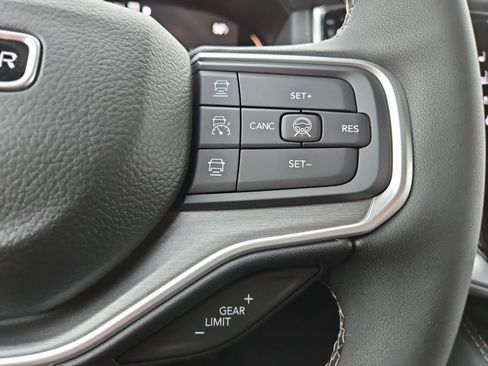 New 2026 Jeep Grand Wagoneer Limited AWD/4WD image 27