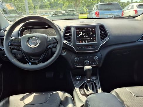 Used 2023 Jeep Cherokee Altitude Lux AWD/4WD image 9