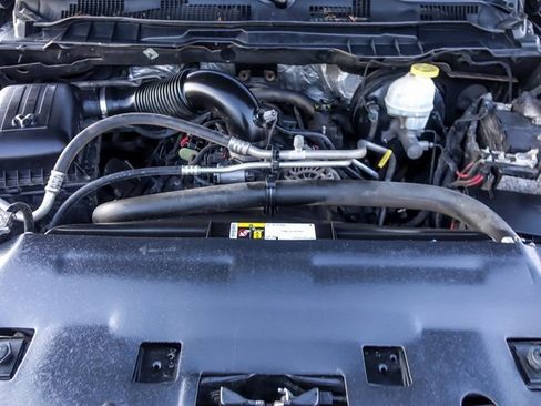 Used 2019 RAM 1500 Express w/ Express Value Package image 27