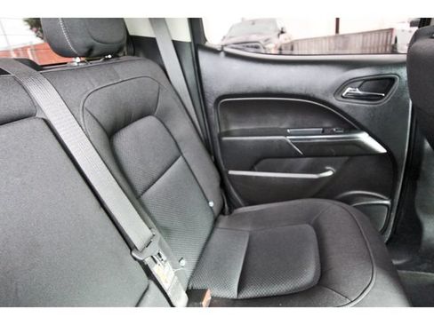 Used 2022 Chevrolet Colorado LT w/ Safety Package RWD image 10